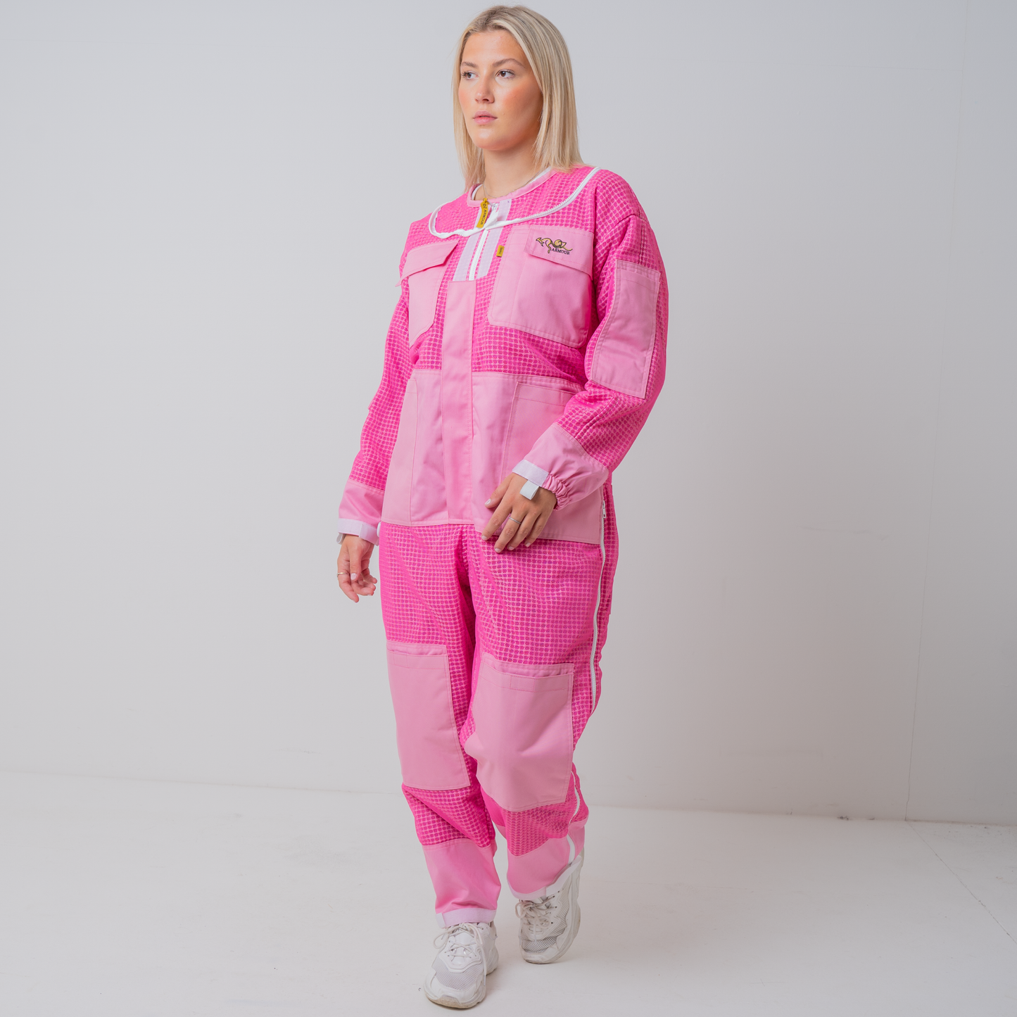 PINK OZ ARMOUR 3 Layer Mesh Ventilated Beekeeping Suit With Fencing Veil