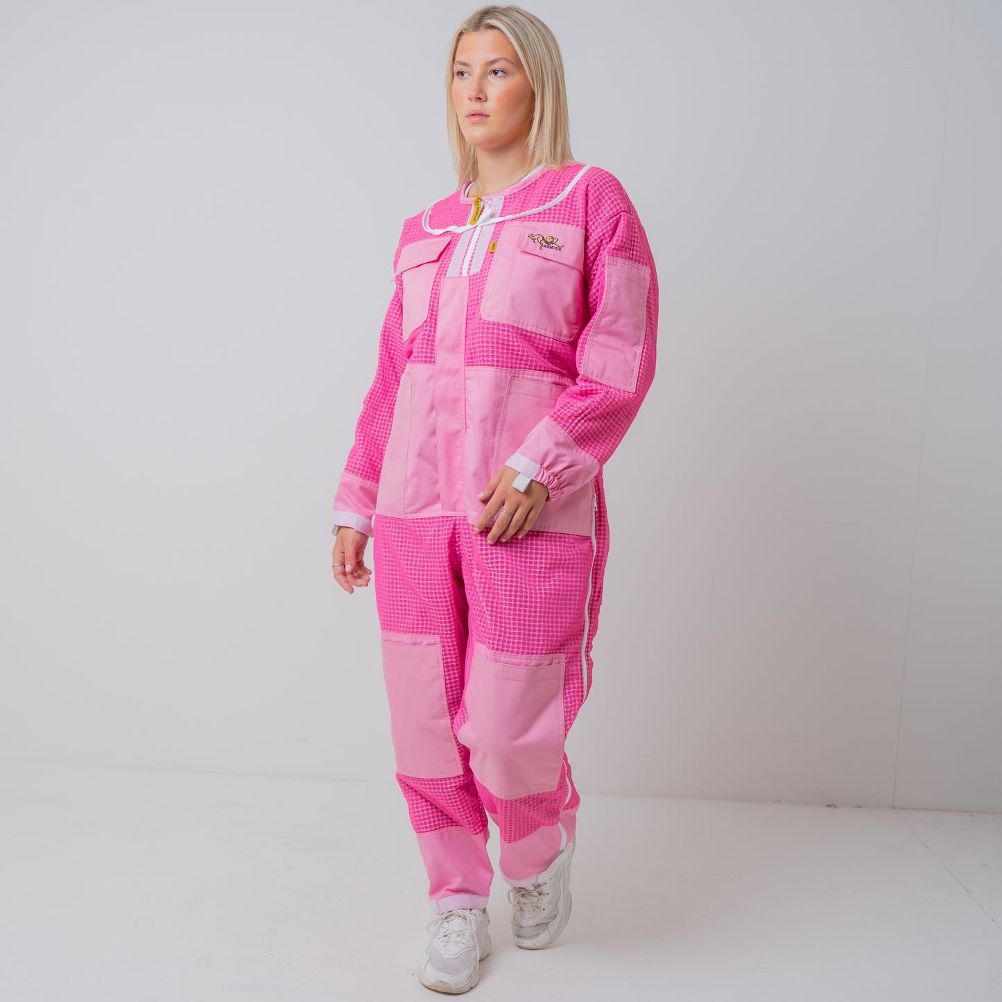 PINK OZ ARMOUR 3 Layer Mesh Ventilated Beekeeping Suit With Round Hat Veil